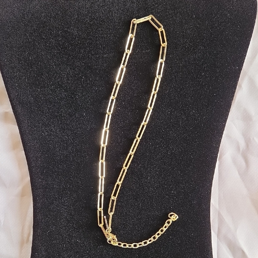 Gold Necklace - Picture 4 of 5